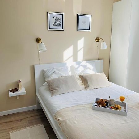 Studio Cosy En Plein Coeur De Soissons Apartment Exterior foto