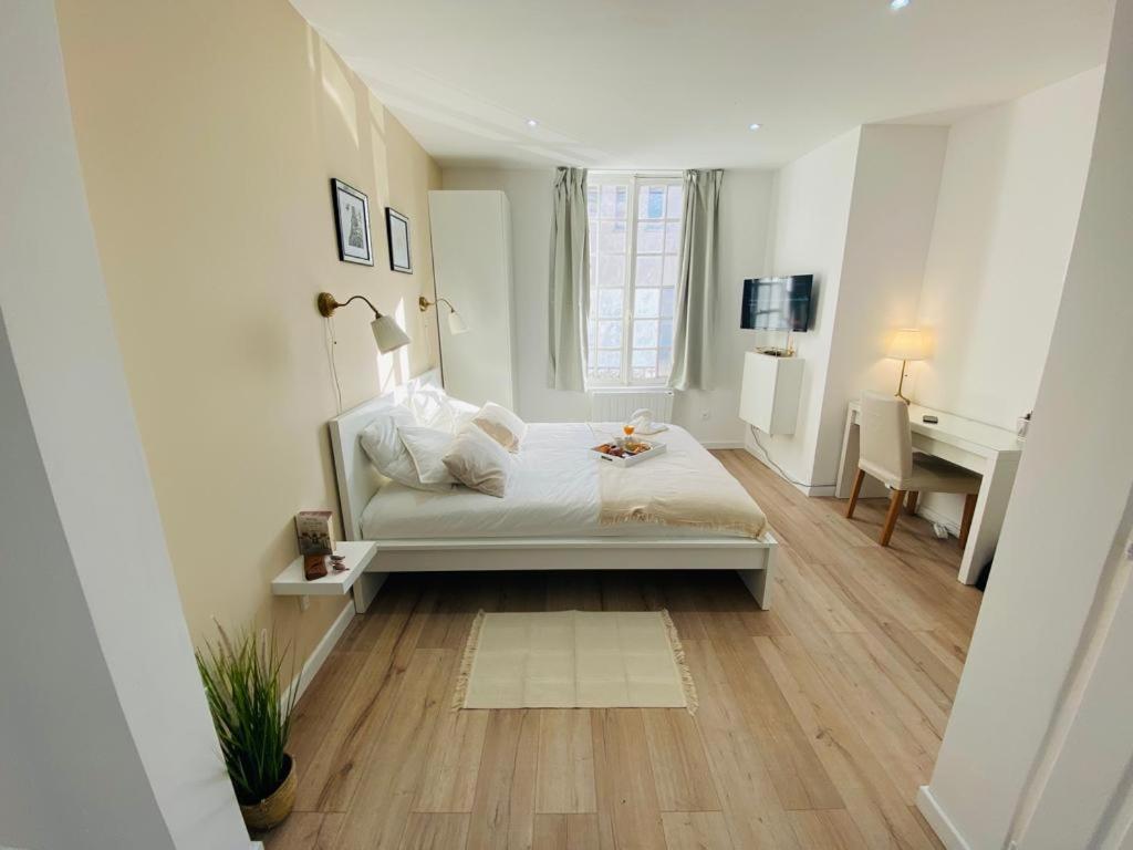 Studio Cosy En Plein Coeur De Soissons Apartment Exterior foto